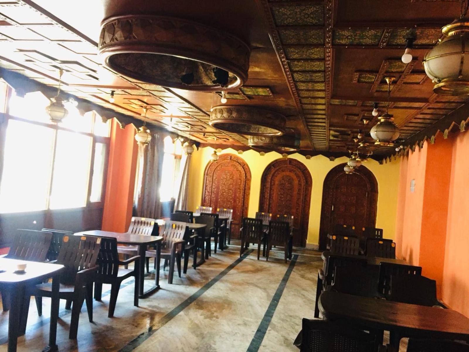 Kashmir Hill Town Hotel Srīnagar Eksteriør billede